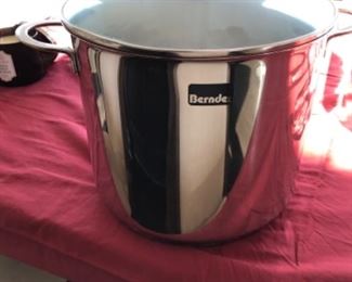 Pot