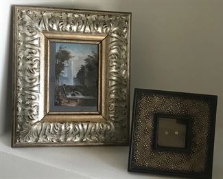 Small oil painting & frame Estimate $500
