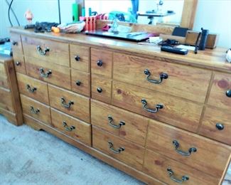 Pine Bedroom Set - Dresser w/Mirror, Chest of Drawers, 2 Night Tables