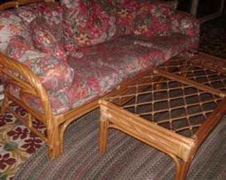 NICE AND  HEAVY AND THICK BAMBOO PATIO OR SUN ROOM FURNITURE SET