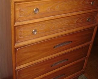 MID CENTURY "HERITAGE" TALL CHEST