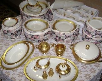 SET OF GOLD CHINA MADE IN GERMANY