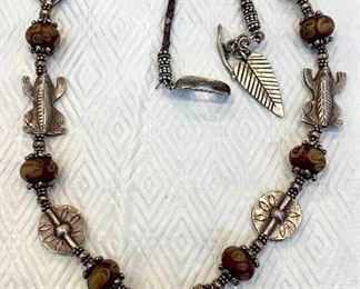 Item 263:  Heart pendant necklace:  $18