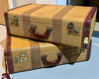 Item 331:  Vintage Suitcases: $24 for both