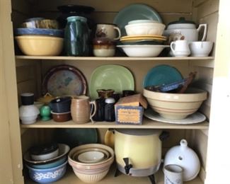 Stoneware, kitchenware