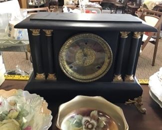 Mantle clock