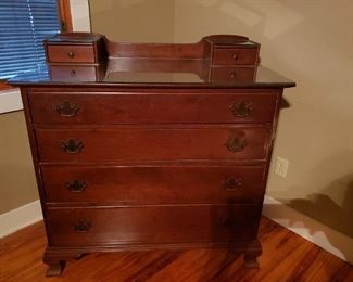 Antique Chest of drawers