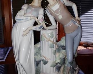 Lladro Spain large Romeo and Juliet with Rose!