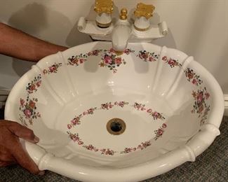 FABULOUS ANTIQUE PORCELAIN HAND PAINTED SINK WITH WHITE AND GOLD GILDED ONE PIECE FAUCET, OUR PRICE $450.00