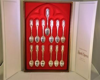 PRICE REDUCED!!  FRANKLIN MINT 1973 APOSTLE STERLING SILVER SPOON SET OF 13 IN COLLECTORS DISPLAY CASE. SPOONS WEIGH 429G. OUR PRICE $450.00