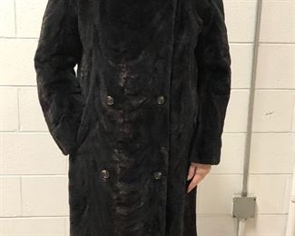 VINTAGE SHEARED MINK FULL LENGTH, REVERSIBLE, SIZE MEDIUM. OUR PRICE $795.00