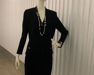 ST JOHN CLASSIC JACKET WITH SKIRT. BOTH SIZE 4. JACKET PRICE IS $110.00 and SKIRT IS $30.00