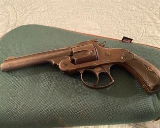 Smith & Wesson Model 1889 Revolver(SN 228975)