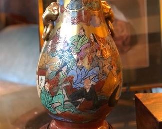 Numerous porcelain vases and jars
