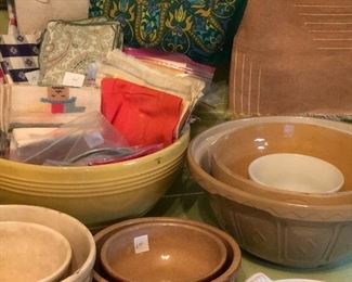 Vintage pottery bowls