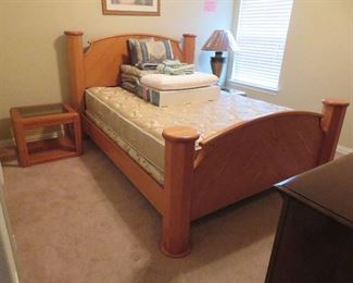 Queen bed, end tables