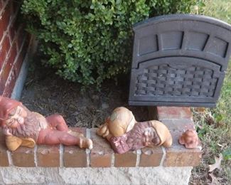 Garden gnomes