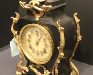 Vintage New Havan mantle clock