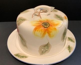 Floral cake plate and cover