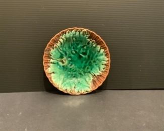 Small bowl with fern pattern