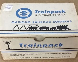 TRAINPACK H.O. TRAIN CONTROLS