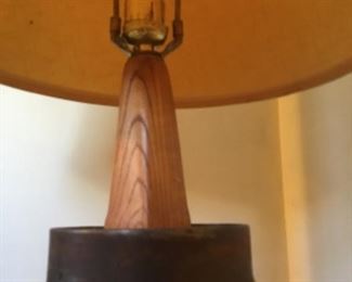VINTAGE WAGON WHEEL LAMP