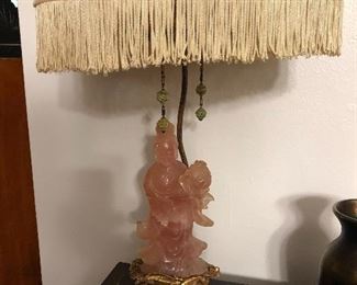 Pink quartz lamp 