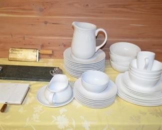 Gibson Dinner ware