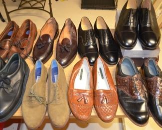 New / Gently Use Mens Shoes Size 13
