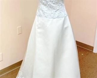 Demetrios size 10 Wedding Gown with Jeweled Bodice