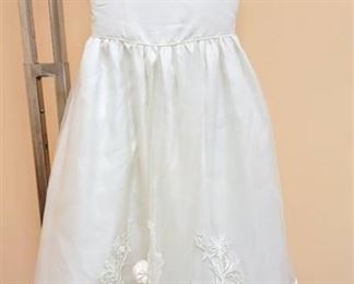 The Sweetie Collection Size 8 Ivory Flower Girl Special Occasion Dress