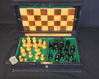 Vintage Firenze Italian chess set