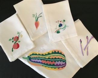 Beautiful appliquéd napkins and table cloth 70”x132”