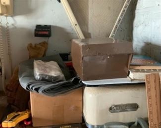 Old Scale and basement items 