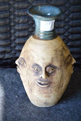 7527 Patricia Caldwell Pottery
