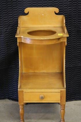 3716 Pine Washstand