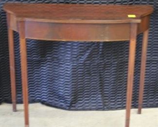 3723 Mahogany Lamp Table with Inlay