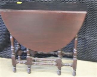 3732 Black Dropleaf Gateleg Table