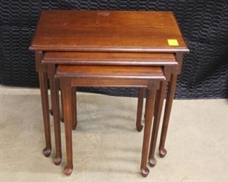 4670 Set 3 Mahogany Nesting Tables