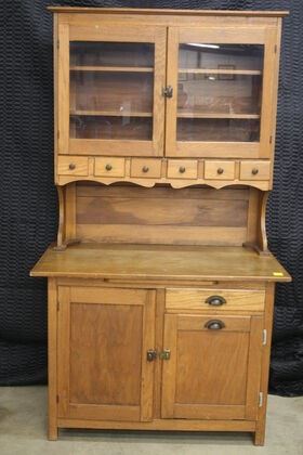 4673 Kitchen Cabinet Mixed Woods