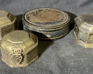 Lot 4 Collection of keepsake boxes