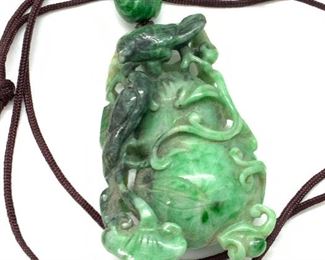 Hand Carved Asian MOTTLED JADE BIRD Necklace