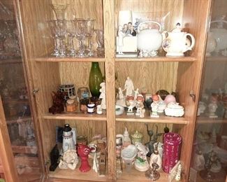 LOTS OF SMALL COLLECTIBLES & FIGURINES