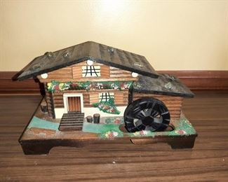 VINTAGE MILL MUSIC BOX