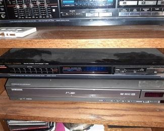 SAMSUNG DVD PLAYER
