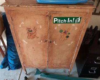 VINTAGE ARMOIRE