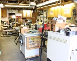 General contractor and cabinet maker shop