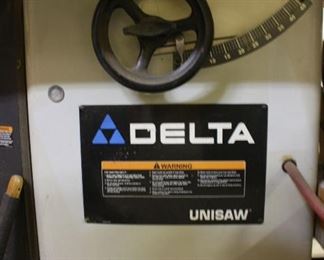 Delta unisaw with 52" fence