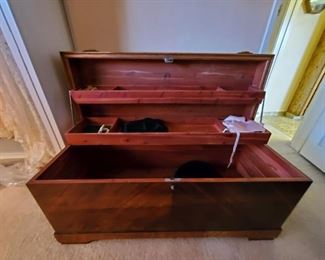 Vintage Lane Cedar Chest
