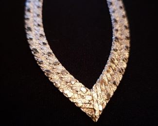 Heavy sterling V necklace reversible 